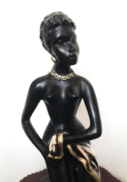Erotisch Afrikaans vrouwen beeld in steen😍😎🤗, Antiek en Kunst, Kunst | Beelden en Houtsnijwerken, Ophalen of Verzenden
