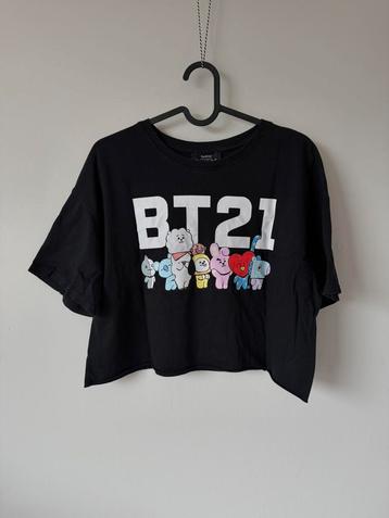 BTS t-shirt/crop top zwart maat M beschikbaar voor biedingen