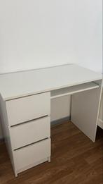 Witte Bureau met Lades, Ophalen, Zo goed als nieuw, Bureau