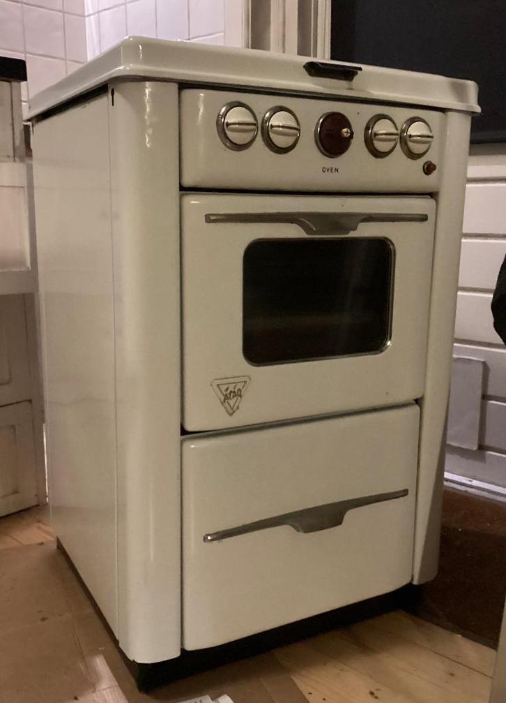 Gasfornuis Etna, karakteristiek fornuis jaren ‘60, Witgoed en Apparatuur, Fornuizen, Gebruikt, Vrijstaand, Gas, 4 kookzones, 85 tot 90 cm