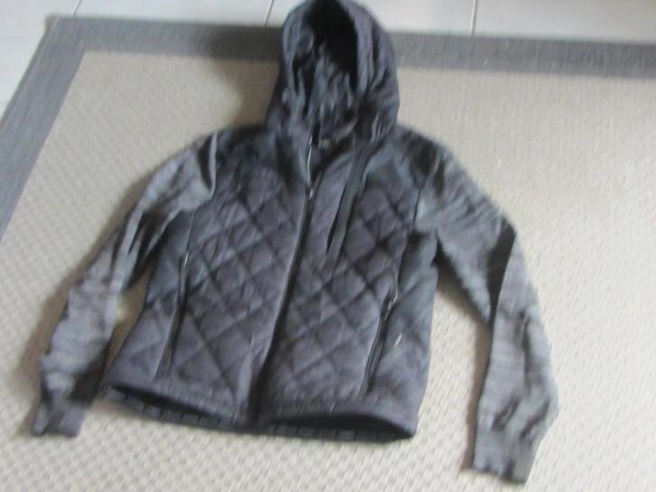 jongens vest/jas Chasin maat S, zwart/grijs,  gratis T-shirt, Kleding | Heren, Jassen | Winter, Zo goed als nieuw, Maat 46 (S) of kleiner