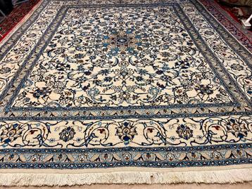 origineel handgeknoopt perzisch nain tapijt .299x249cm.. beschikbaar voor biedingen