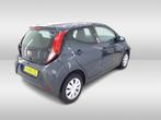 Toyota Aygo 1.0 VVT-i x-fun |Airco!|Metallic kleur!|Bluetoot, Voorwielaandrijving, Stof, Gebruikt, Met garantie (alle)