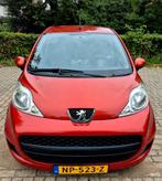 Peugeot 107 5DR/Nieuwe beurt/Apk 10-2026/Carplay, Voorwielaandrijving, Euro 5, Zwart, Leder en Stof