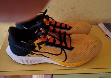 Nike pegasus 38 maat 45,5  beschikbaar voor biedingen