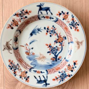 Antiek Chinees Kangxi Bord 18e-eeuw met herten beschikbaar voor biedingen