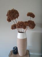 Vaas/hoge bloenpot met gedroogde hortensia's, Huis en Inrichting, Woonaccessoires | Vazen, Steen, Gebruikt, Overige kleuren, Ophalen of Verzenden
