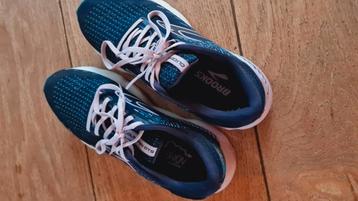 Brooks hardloopschoenen maat 41 beschikbaar voor biedingen