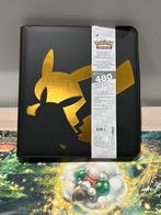 Pokémon – Pro Binder Elite Series Pikachu 12-Pocket Zippered, Hobby en Vrije tijd, Verzamelkaartspellen | Pokémon, Ophalen of Verzenden