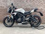 TRIUMPH STREET TRIPLE S (A2) (bj 2021) als nieuw +- 6100 km, Motoren, Motoren | Triumph, Naked bike, Bedrijf, 12 t/m 35 kW, 660 cc