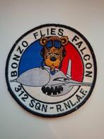 Klu  312 Squadron Bonzo Flies Falcon patch, Verzamelen, Ophalen of Verzenden, Zo goed als nieuw, Patch, Badge of Embleem