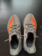 Yeezy 350 carbon, Ophalen of Verzenden, Zo goed als nieuw, Hardloopschoenen, Adidas