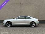 Audi A5 Coupé 3.2 FSI Aut S-Line Cruise Leer Carplay NL Aut, Auto's, Gebruikt, Zwart, 4 stoelen, Bedrijf