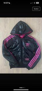 Adidas Chile62 Winterjas - Zwart/Roze en Fluffy, Kleding | Dames, Jassen | Winter, Maat 38/40 (M), Adidas, Zwart, Ophalen of Verzenden