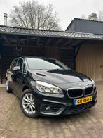 BMW 2-Serie Active Tourer 218i 136pk 2015 Zwart, Auto's, Voorwielaandrijving, 136 pk, 1295 kg, Zwart
