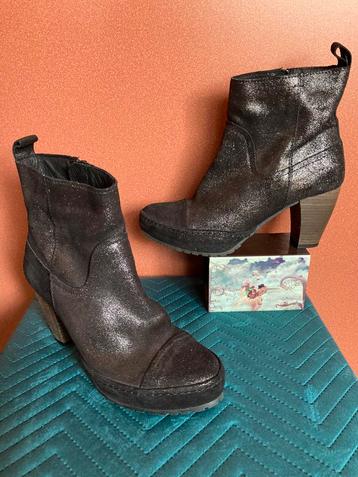 NIEUW Lazamani plateau laarsjes zwart 37 😍mooi🥰❤️🌟 beschikbaar voor biedingen