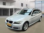 BMW 3-Serie 2.0 318 I Touring / Lage KM / Youngtimer / NAP, Auto's, Achterwielaandrijving, Origineel Nederlands, Handgeschakeld