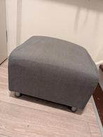 Ikea klippan poef grijs, Ophalen, 50 tot 75 cm, Zo goed als nieuw, Rechthoekig