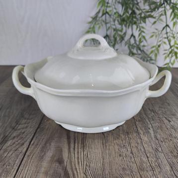 Wedgwood Queens Shape Terrine / Dekschaal met Deksel beschikbaar voor biedingen