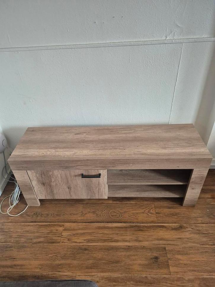 Tv kast, dressoir kast en eetkamertafel + stoelen, Huis en Inrichting, Complete eetkamers, Gebruikt, 4 tot 6 stoelen, Ophalen