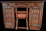Antiek bureau met beslag en bijbehorende stoel 75 x 110 x 55, Ophalen