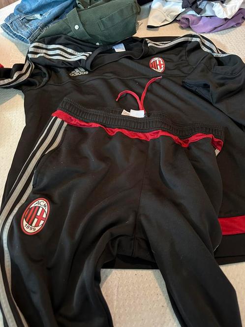 Adidas AC Milan trainingspak – maat XL, Kleding | Heren, Sportkleding, Gedragen, Voetbal, Maat 56/58 (XL), Ophalen