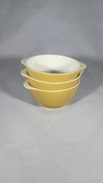 Set van 3 vintage kommetjes – Maastricht, model 738, Antiek en Kunst, Antiek | Servies los, Ophalen of Verzenden