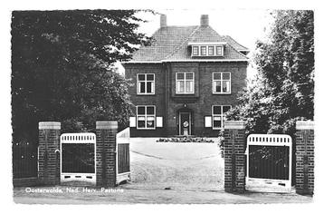974299	Oosterwolde fr	Friesland	1967 Hervormde	Pastorie	Niet beschikbaar voor biedingen