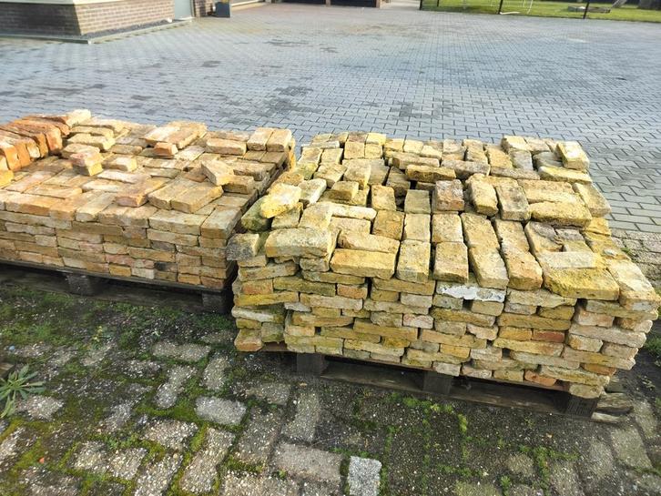 Friese Geeltjes 0,50 ct geeltje oude steentjes, Doe-het-zelf en Verbouw, Metselstenen, Bakstenen, Ophalen