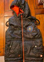 Bodywarmer groen met oranje binnenvoering mt 134, Kinderen en Baby's, Kinderkleding | Maat 134, Ophalen of Verzenden, Zo goed als nieuw