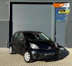 Toyota Aygo 1.0 12V Vvt-i Now 5DRS 2014/Airco/104.630 KM/NAP, Voorwielaandrijving, Euro 5, Zwart, 4 stoelen