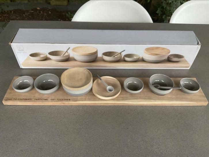 Rader apero hapjesplank met schaaltjes, Huis en Inrichting, Keuken | Servies, Zo goed als nieuw, Kom(men), Overige stijlen, Ophalen of Verzenden