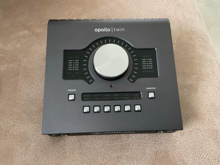 Universal Audio Apollo Twin - Top Geluidskaart, Muziek en Instrumenten, Mengpanelen, Zo goed als nieuw, Minder dan 5 kanalen, Microfooningang