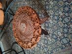Prachtig vintage houtsnijwerk tafeltje bijzettafeltje india, Minder dan 45 cm, Minder dan 55 cm, Gebruikt, Rond