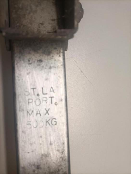 Te koop: steunen voor camper of camperbus. Merk ST.LA PORT., Caravans en Kamperen, Camper-accessoires, Ophalen of Verzenden