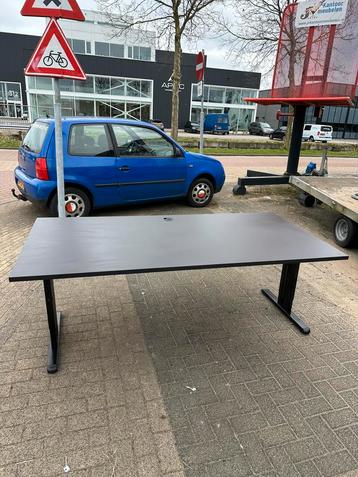 200x100 bureau zwart frame zwart blad