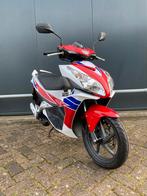 Honda NSC 50 in nieuwstaat unieke staat ( vision ) repsol, Fietsen en Brommers, Overige modellen, Maximaal 45 km/u, Ophalen of Verzenden