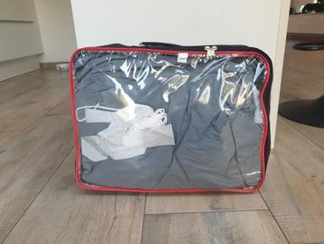 Autohoes voor kleine auto of brommobiel - goede staat beschikbaar voor biedingen