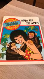 Debbie parade album nr 33 Anja en de apen, Boeken, Stripboeken, Eén stripboek, Ophalen of Verzenden, Gelezen