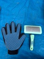 Borstel en handschoen, Dieren en Toebehoren, Ophalen, Zo goed als nieuw