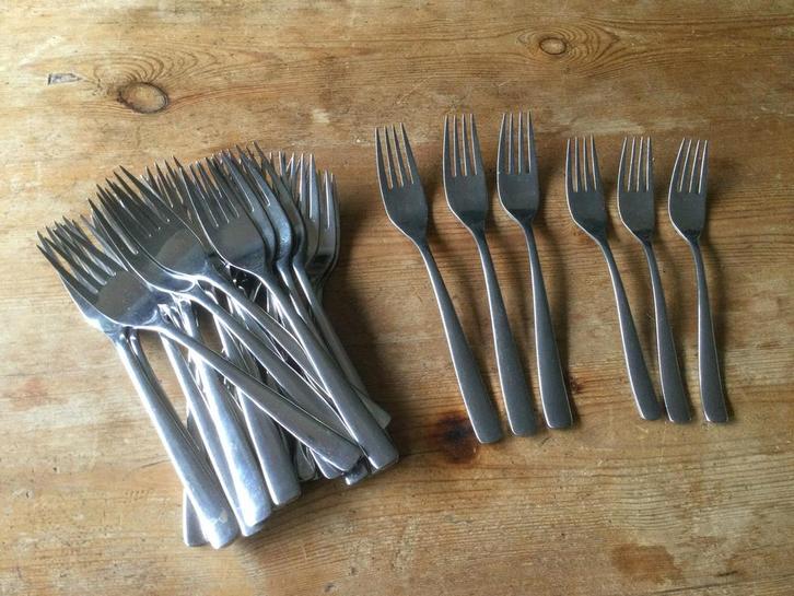 Avanzato Milano vorken in twee maten 29 stuks, Huis en Inrichting, Keuken | Bestek, Gebruikt, Los bestek, Rvs of Chroom, Ophalen of Verzenden