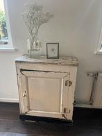 GAAT DIT WKND WEG! Prachtige houten brocante kast / dressoir, Ophalen, Met deur(en), 50 tot 100 cm, Zo goed als nieuw