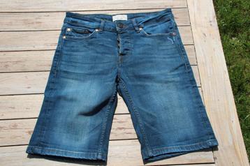 Korte spijkerbroek van Only & Sons maat w.29. beschikbaar voor biedingen
