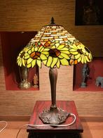 Vrolijke Tiffany lamp, Ophalen, Zo goed als nieuw, 50 tot 75 cm
