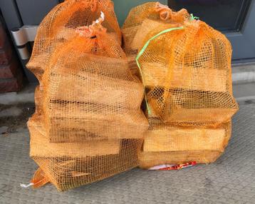 Nieuw haardhout eikenhout haard hout beschikbaar voor biedingen