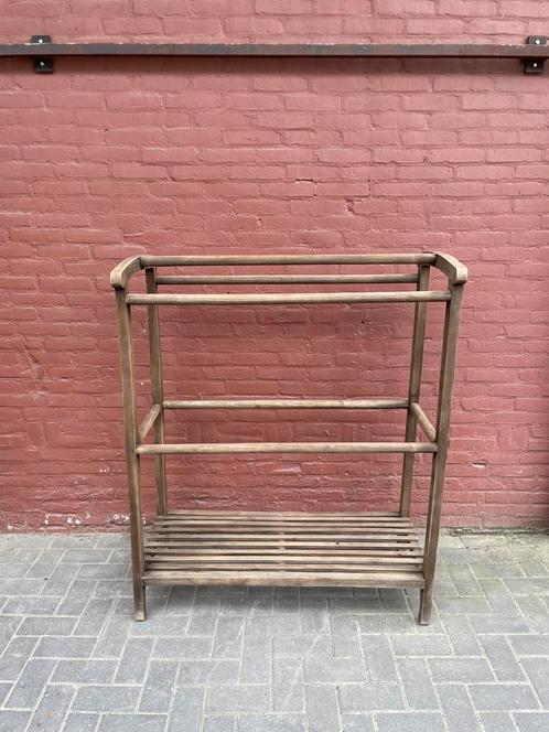 Vintage teakhouten kledingrek met plateau onder, Huis en Inrichting, Woonaccessoires | Overige, Ophalen of Verzenden