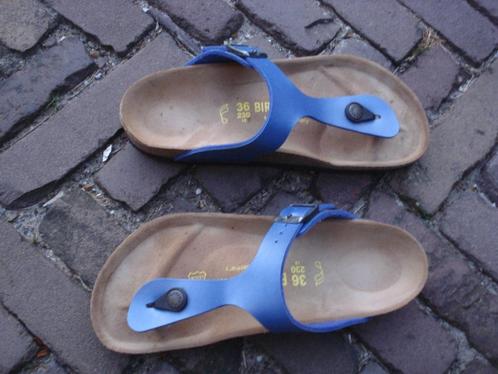 GRATIS VERZENDEN NIEUWE BLAUWE GIZEH BIRKENSTOCKS MT 36, Kleding | Dames, Schoenen, Nieuw, Slippers, Blauw, Verzenden