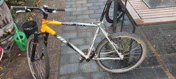 Batavus mountainbike. 26 inch wielen. Frame 53 cm beschikbaar voor biedingen