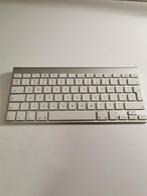 Apple A1314 draadloos keyboard. Werkt uitstekend voor 25e, Ophalen of Verzenden, Gebruikt