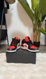 Nike Air Jordan Sneakers Maat 38, Ophalen, Zo goed als nieuw, Rood, Sneakers of Gympen